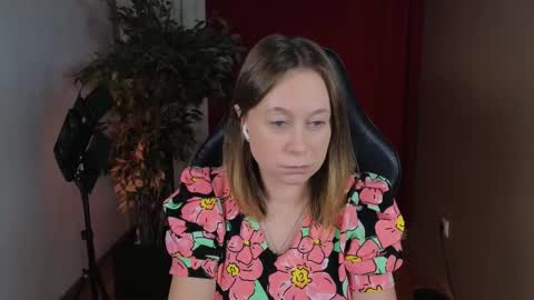 Snapshot of brooke_evans_ chatting on 10/28/25, 12:41 Brooke online show from 10/28/25, 12:41