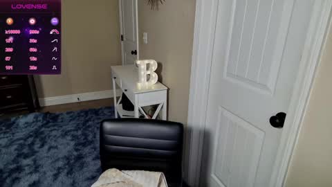 Snapshot of brookebee27 chatting on 02/04/25, 12:40 brookebee online show from 02/04/25, 12:40