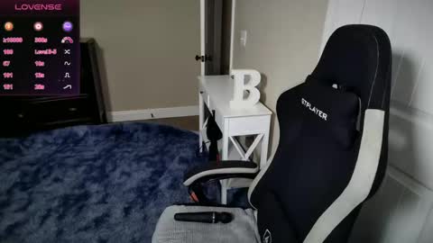 brookebee online show from 03/04/25, 11:00