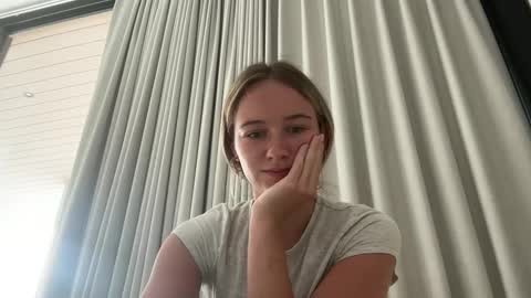 Brooke Dawnson online show from 05/19/26, 01:50