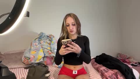 brookepatterson online show from 09/09/25, 06:18