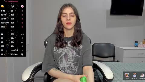 broosnica1 online show from 10/28/25, 09:13