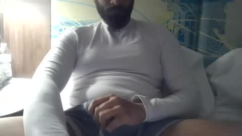 Snapshot of brownbd32 chatting on 02/05/25, 10:44 brownbd32 online show from 02/05/25, 10:44