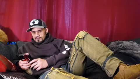 Snapshot of brownboyt chatting on 10/11/25, 04:05 brownboyt online show from 10/11/25, 04:05