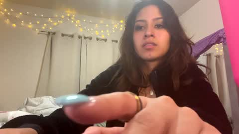 Snapshot of brownbunny212 chatting on 02/09/25, 04:25 brownbunny212 online show from 02/09/25, 04:25