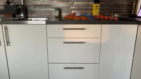 Brownguydan online show from 03/08/25, 04:06