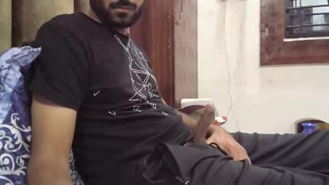 brownie_cake online show from 10/16/25, 04:08