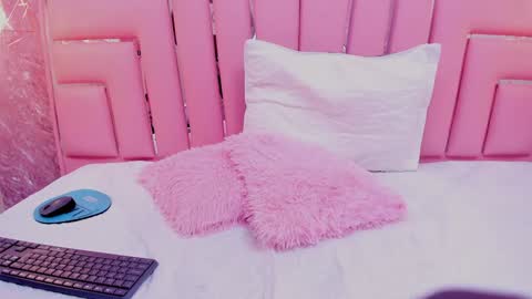 Sara  online show from 01/27/25, 09:00