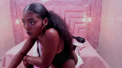 Sara  online show from 01/28/25, 09:19