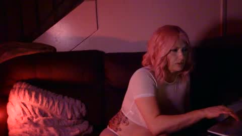 brownpudding89 online show from 04/25/26, 07:00