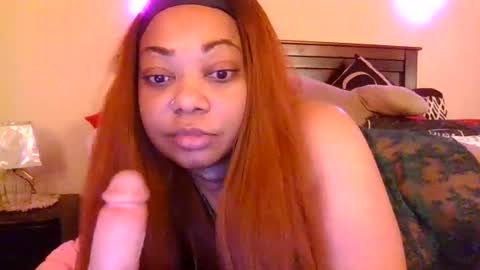 Snapshot of brownroundrenee chatting on 02/03/25, 09:50 brownroundrenee online show from 02/03/25, 09:50