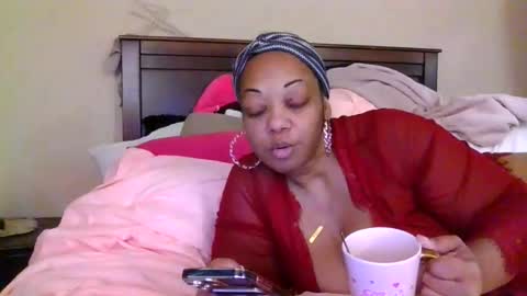 brownroundrenee online show from 06/03/26, 06:35