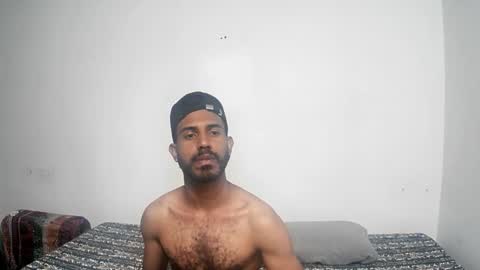 bruce_1111 online show from 01/12/26, 05:56