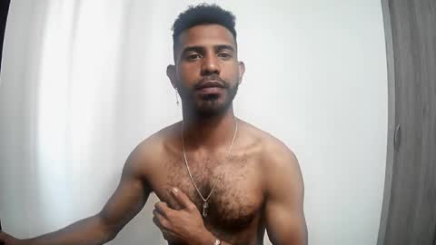 bruce_1111 online show from 04/30/26, 03:51