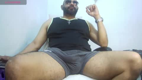 Snapshot of bruce_bigg chatting on 05/07/26, 05:13 Bruce online show from 05/07/26, 05:13