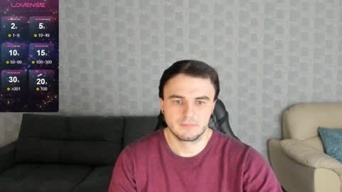 Snapshot of bruce_wayne94 chatting on 12/25/24, 11:42 Bruce Wayne94 online show from 12/25/24, 11:42