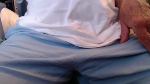 bruceb124u online show from 10/02/25, 04:25