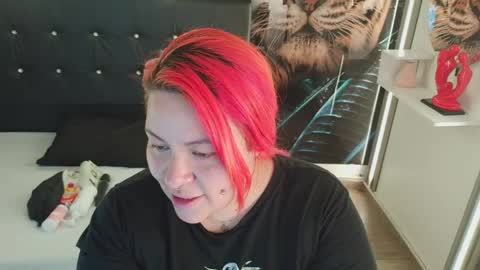 Bruja SCarlata online show from 04/23/26, 12:56