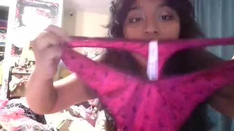 brujerita_dmota online show from 04/26/26, 03:26