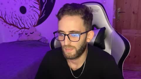 Snapshot of brulink103 chatting on 09/13/25, 03:01 ganjatalks online show from 09/13/25, 03:01