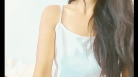 Snapshot of brunela chatting on 10/22/25, 08:14 brunela online show from 10/22/25, 08:14