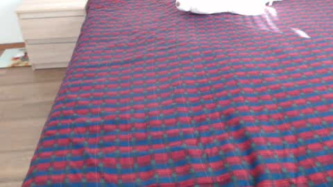 Ellis online show from 04/04/26, 05:38