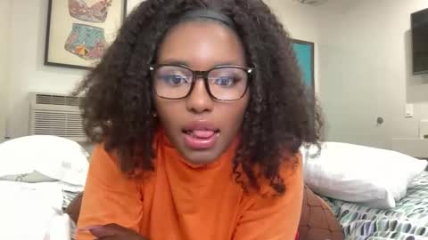 Snapshot of brunobangzz chatting on 10/16/25, 04:57 JayBangerz online show from 10/16/25, 04:57