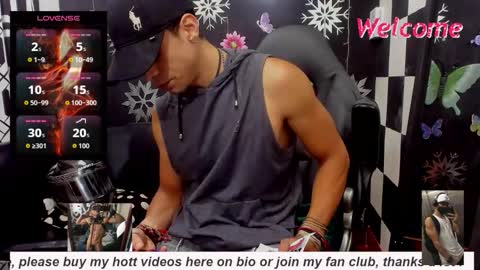 Snapshot of brunocuttie94 chatting on 10/19/25, 05:13 Join my fan club here 150 tokens a month online show from 10/19/25, 05:13