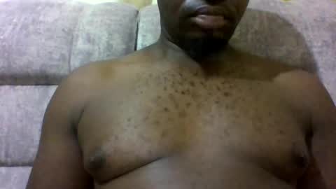 Snapshot of brusedarling chatting on 12/03/25, 04:31 brucedarling online show from 12/03/25, 04:31