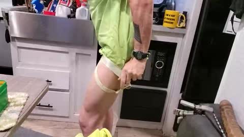 Snapshot of brushsquach chatting on 12/21/25, 09:11 Steve... aka SkinnieDippin aka TimberTramp online show from 12/21/25, 09:11