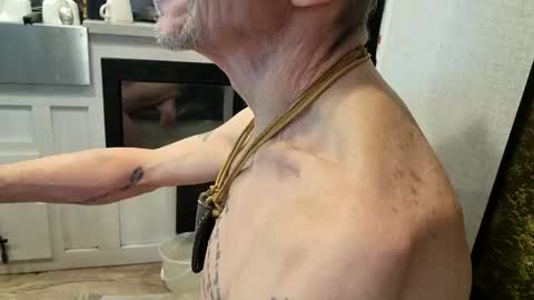 Snapshot of brushsquach chatting on 01/13/26, 07:08 Steve... aka SkinnieDippin aka TimberTramp online show from 01/13/26, 07:08