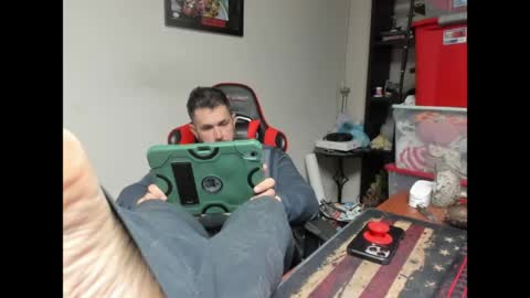 Snapshot of brutalmaster1983 chatting on 04/29/26, 10:49 BRUTALMASTER1983 online show from 04/29/26, 10:49