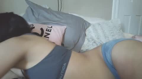 Snapshot of brwnchkn13 chatting on 09/13/25, 09:03 brwnchkn13 online show from 09/13/25, 09:03