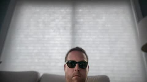 Snapshot of brwrhc87 chatting on 06/20/26, 06:22 brwrhc87 online show from 06/20/26, 06:22