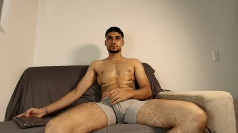 Snapshot of bry_alx chatting on 05/06/26, 04:52 bry_alx online show from 05/06/26, 04:52