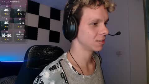 bryamado online show from 10/23/25, 02:22