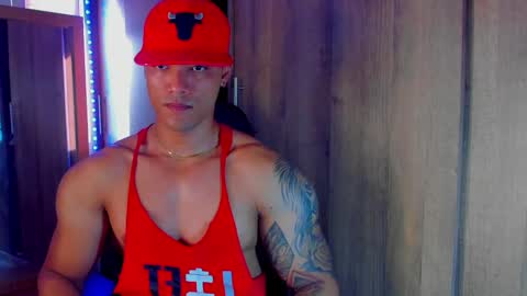 Snapshot of bryan_boy_ chatting on 12/05/24, 11:49 bryan online show from 12/05/24, 11:49