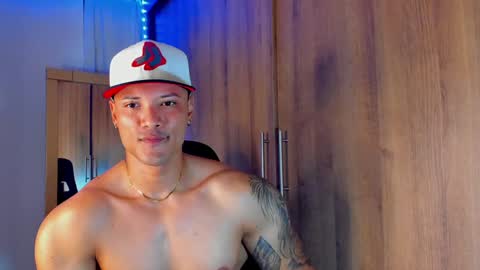 Snapshot of bryan_boy_ chatting on 12/06/24, 02:13 bryan online show from 12/06/24, 02:13