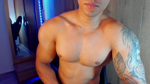 Snapshot of bryan_boy_ chatting on 12/22/24, 05:21 bryan online show from 12/22/24, 05:21