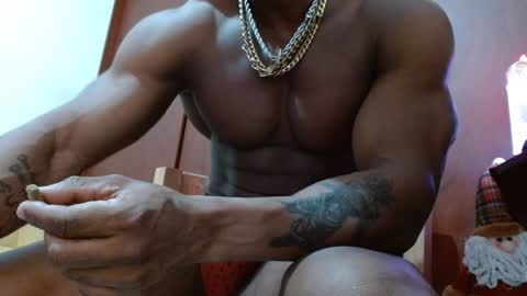 Enjoy the best muscle straws   online show from 02/02/25, 08:30