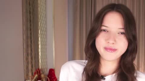 Kate online show from 05/19/26, 12:44