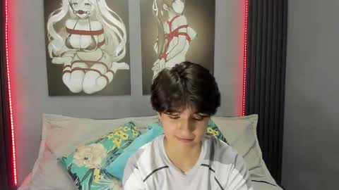 Snapshot of bryce_evans chatting on 11/10/25, 03:00 B R Y C E online show from 11/10/25, 03:00