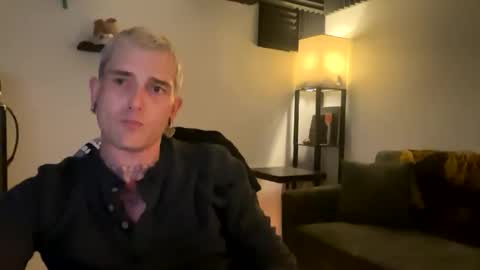 Snapshot of bryjybxxx chatting on 01/18/26, 04:16 bryjybxxx online show from 01/18/26, 04:16
