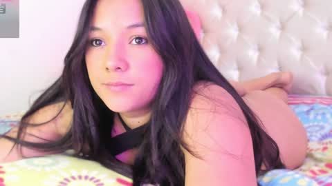 Snapshot of bryonny_ chatting on 12/07/24, 04:03 Carly online show from 12/07/24, 04:03