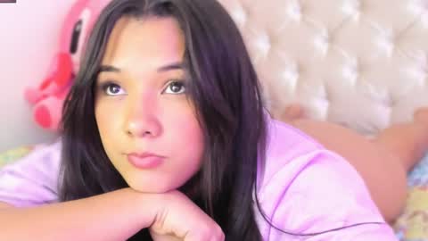 Snapshot of bryonny_ chatting on 12/10/24, 07:00 Carly online show from 12/10/24, 07:00