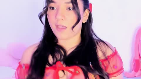 Snapshot of bryonny_ chatting on 01/21/25, 04:05 Carly online show from 01/21/25, 04:05