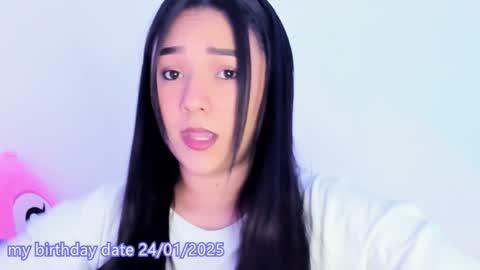 Snapshot of bryonny_ chatting on 01/23/25, 02:39 Carly online show from 01/23/25, 02:39