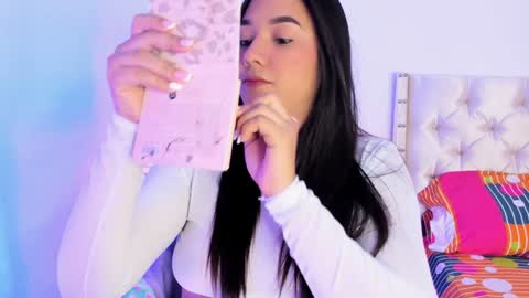 Snapshot of bryonny_ chatting on 02/03/25, 12:03 Carly online show from 02/03/25, 12:03