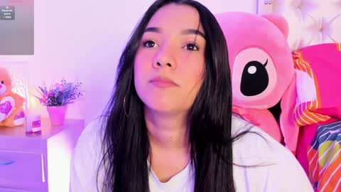 Snapshot of bryonny_ chatting on 02/06/25, 01:43 Carly online show from 02/06/25, 01:43