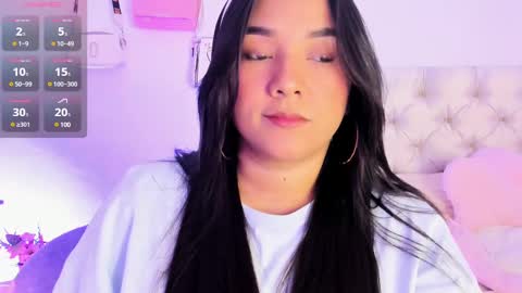 Snapshot of bryonny_ chatting on 02/11/25, 01:20 Carly online show from 02/11/25, 01:20